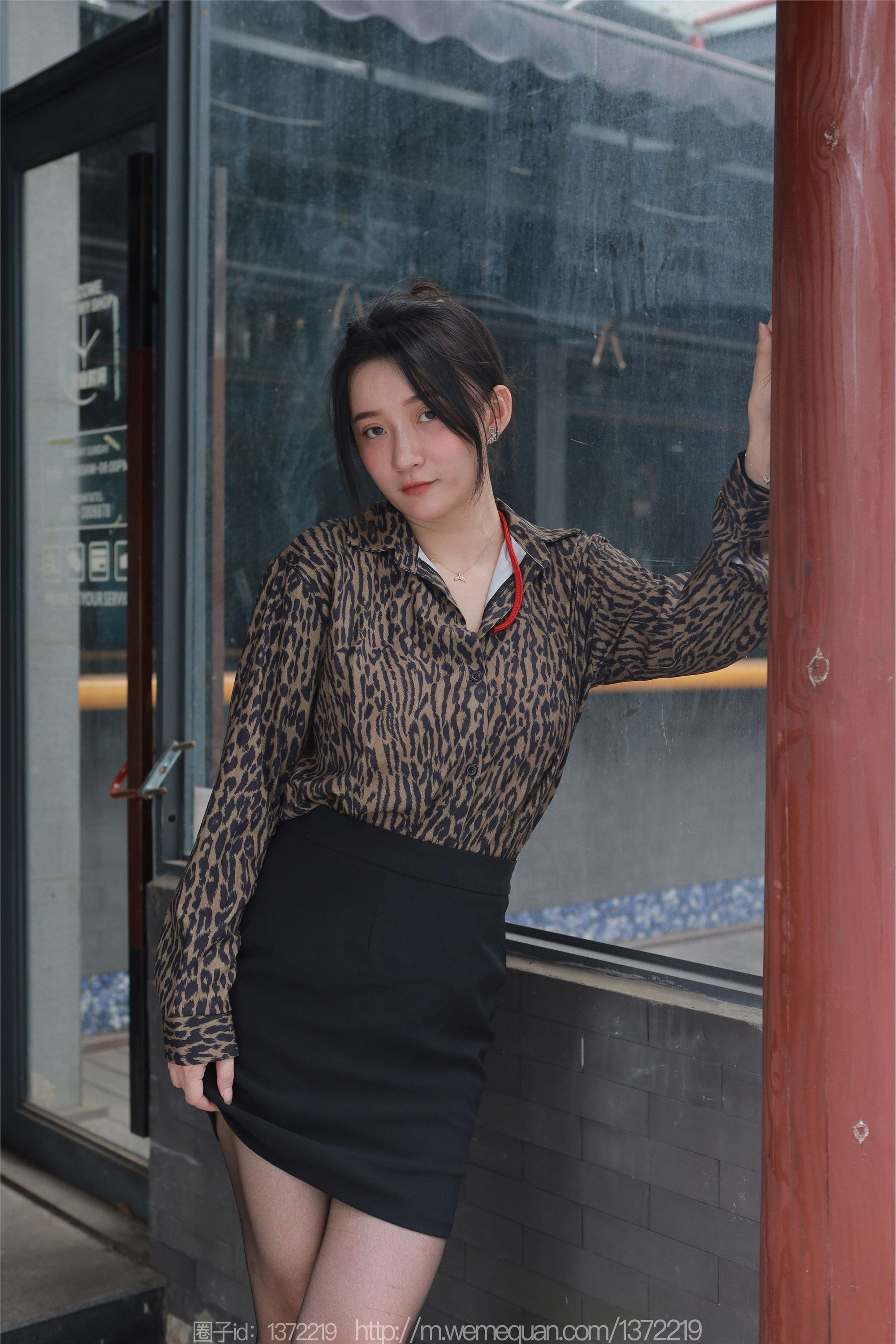 IESS异思趣向  2023.07.24 丝享家 1488 秋秋《孤身走暗巷》